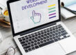 laptop met website development